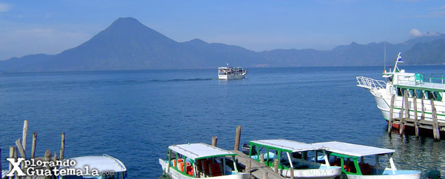 - Lago de Atitlán