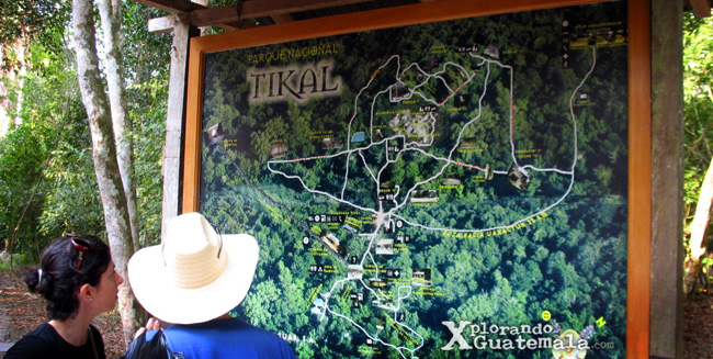Mapa de Tikal (en sendero)
