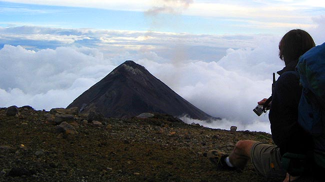 Cómo prepararte para subir volcanes | Guatemala - turismo, viajes y  montañismo | Destinos turisticos, volcanes, montañismo, deportes de  aventura en Guatemala.