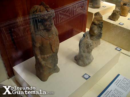 Museo de arqueología Maya en Yaxhá