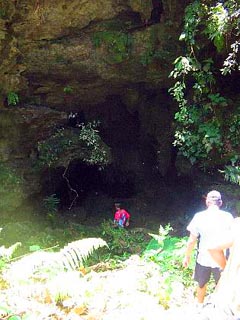 Cueva de las dos horas en Finca Ixobel, Petén